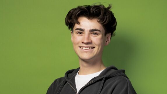 Portraitfoto von Niklas Tischhart